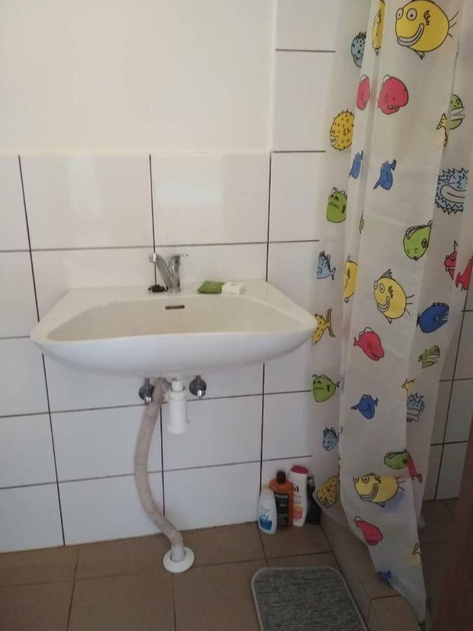 Apartmany Alex Male Dvorany Ngoại thất bức ảnh